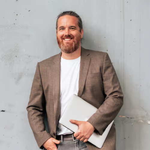 Portrait Webdesign Dresden Robert Rosenberg Kundenberatung Ost, Angebotserstellung